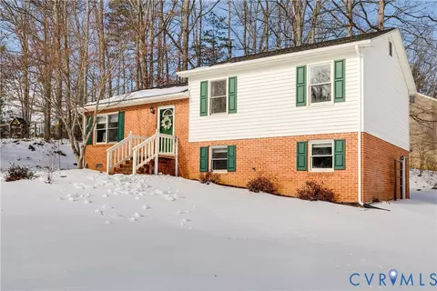 10306 Armand Ct, Spotsylvania, VA 22553