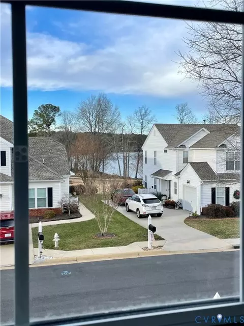 View/Area - 14437 Duckridge Ter, Midlothian, VA 23112 photo 2 of 7