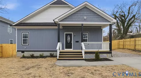133 S Little Church St, Petersburg, VA 23803