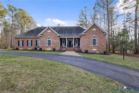 8901 First Branch Ln, Chesterfield, VA 23838