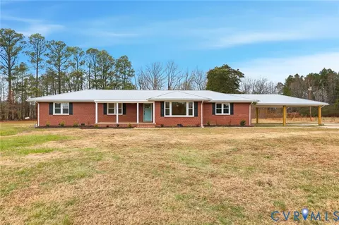 8202 Vaughan, North Dinwiddie, VA 23805