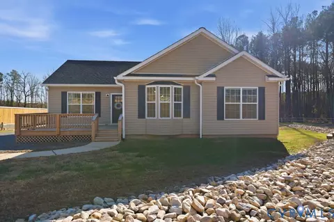 2276 Shiloh Church Rd, Palmyra, VA 22963