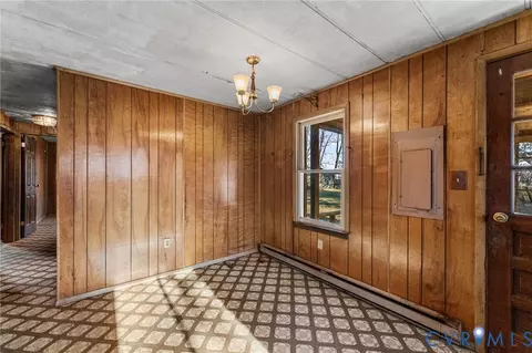 815 W Riverside Dr, Lanexa, VA 23089 photo 6