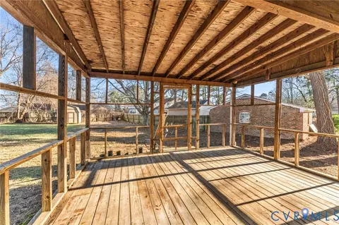 815 W Riverside Dr, Lanexa, VA 23089 photo 22
