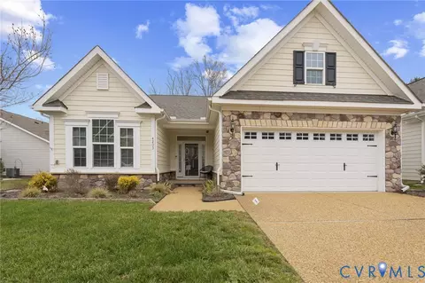 4203 Berry Sq, Williamsburg, VA 23188