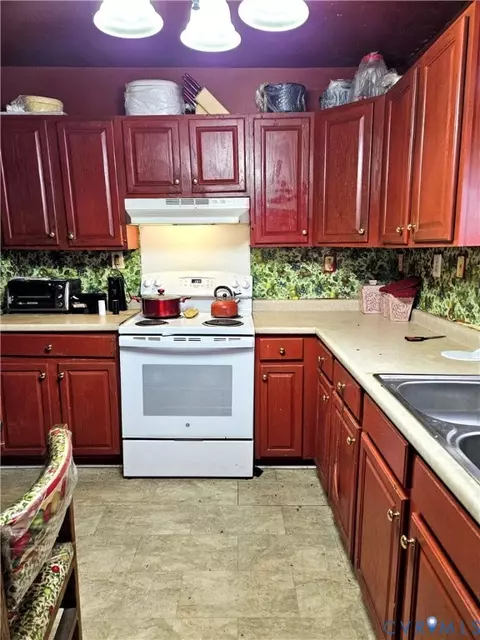 Kitchen - 113 E 18th St, Richmond, VA 23224 photo 2 of 2
