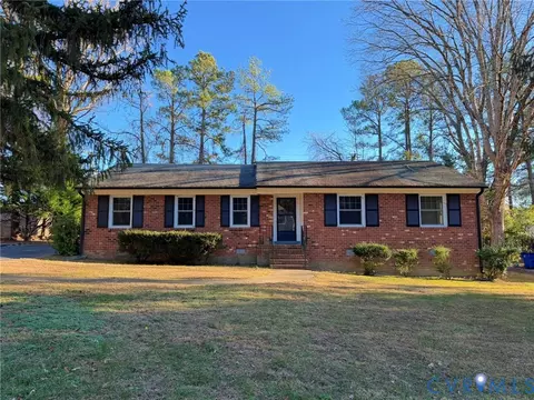 9411 Tuxford Rd, North Chesterfield, VA 23236