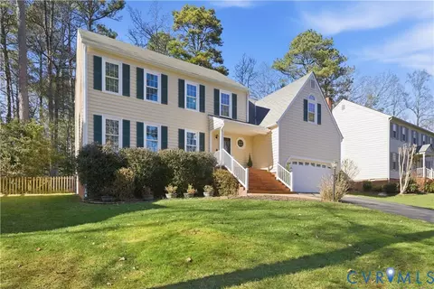 Exterior - 6104 Lansgate Rd, Midlothian, VA 23112 photo 2 of 12