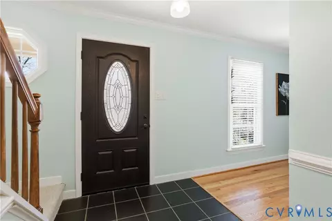 Entry Way - 6104 Lansgate Rd, Midlothian, VA 23112 photo 2 of 3