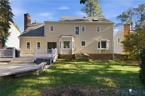 Exterior - 6104 Lansgate Rd, Midlothian, VA 23112 photo 8 of 12