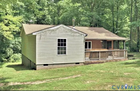 1808 Gardners Rd, Mineral, VA 23117
