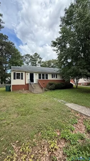 9014 Weldon Dr, Henrico, VA 23229