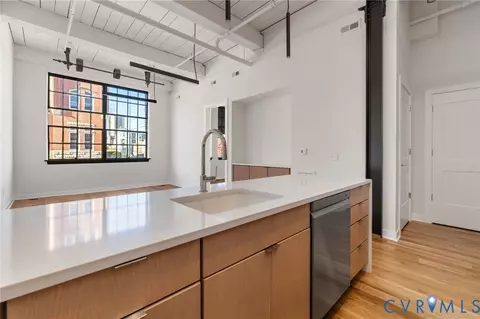 Kitchen - 2201 E Main St #2, Richmond, VA 23223 photo 3 of 4
