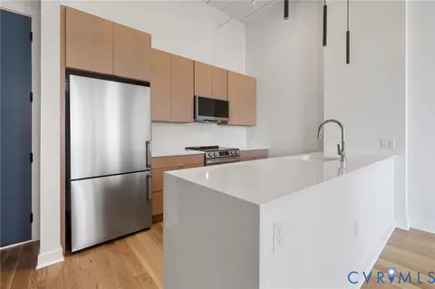 Kitchen - 2201 E Main St #2, Richmond, VA 23223 photo 2 of 4