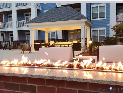 10525 Stony Bluff Dr #207, Ashland, VA 23005