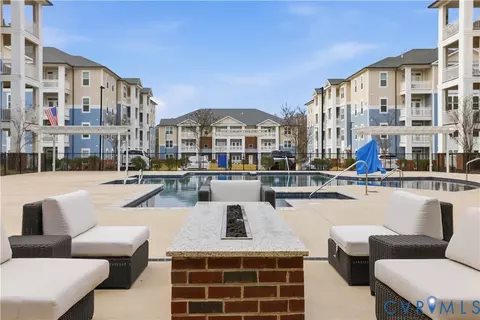 10520 Stony Bluff Dr #102, Ashland, VA 23005