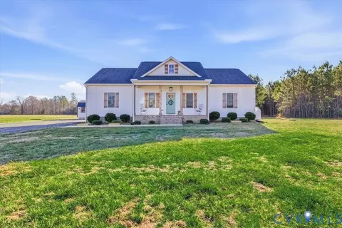 11391 Vaughan Rd, North Dinwiddie, VA 23805