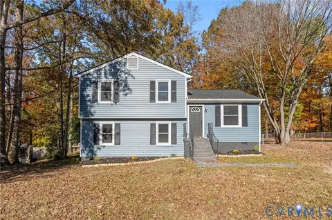 5206 Berkshire Dr, Hopewell, VA 23860