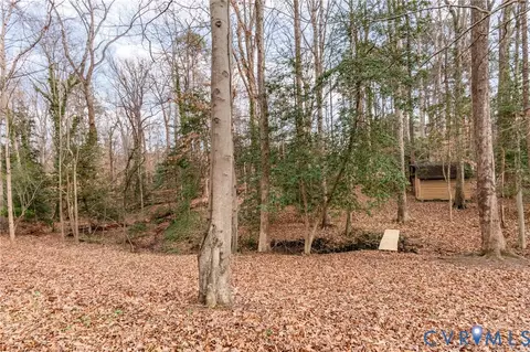 Exterior - 3123 Bradwill Rd, Richmond, VA 23225 photo 8 of 11
