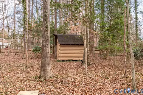 Exterior - 3123 Bradwill Rd, Richmond, VA 23225 photo 10 of 11