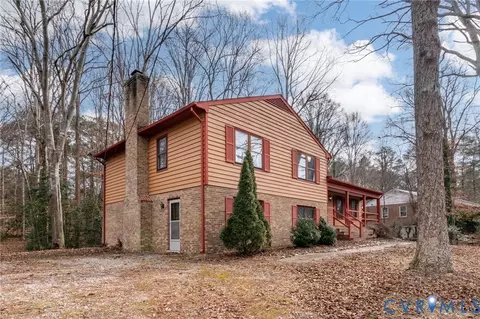 Exterior - 3123 Bradwill Rd, Richmond, VA 23225 photo 2 of 11
