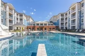 10525 Stony Bluff Dr #103, Ashland, VA 23005