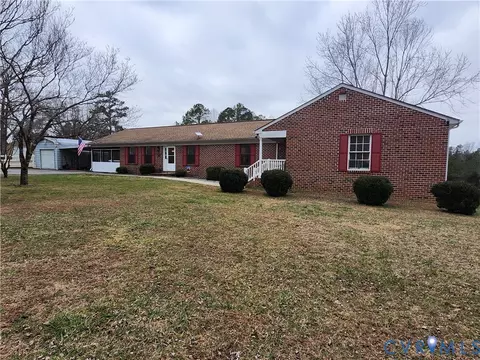 1421 Winningham Rd, Crewe, VA 23930