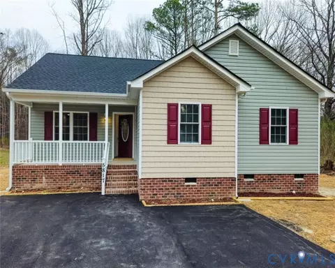 450 Wyatts Mill Rd, Jarratt, VA 23867