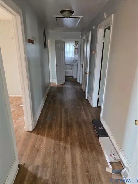 Entry Way - 24806 Sawmill Rd, Carson, VA 23830 photo 1 of 1