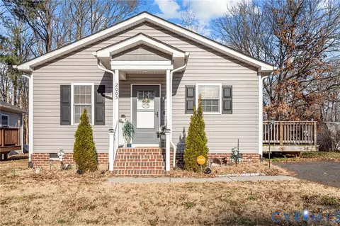 2005 Dublin St, Hopewell, VA 23860