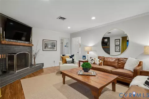 Living - 7299 Jay Way, Mechanicsville, VA 23111 photo 3 of 5
