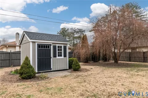 Exterior - 7299 Jay Way, Mechanicsville, VA 23111 photo 5 of 8