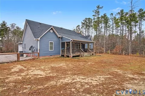 4401 Olgers Rd, Sutherland, VA 23885 photo 5
