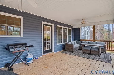 4401 Olgers Rd, Sutherland, VA 23885 photo 10