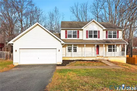 11907 Daisy Ln, Fredericksburg, VA 22407