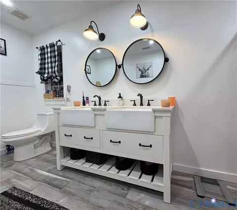Bath - 917 Scotch Pine Ct, Sandston, VA 23150 photo 6 of 6