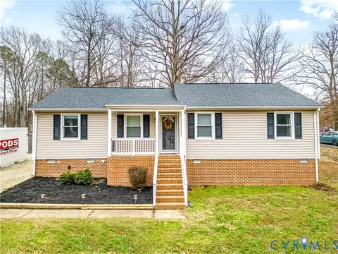 3735 W Autumn Dr, Petersburg, VA 23803