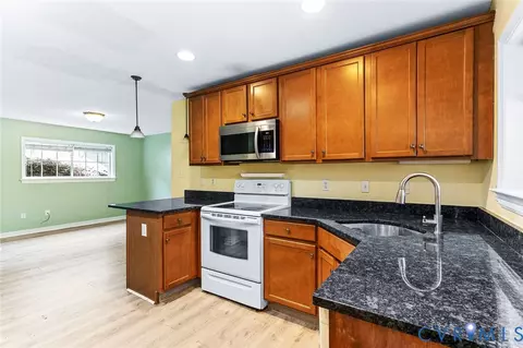 511 S Harrison St #A, Richmond, VA 23220