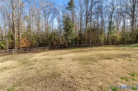 Exterior - 9411 Poly Pl, Midlothian, VA 23112 photo 6 of 8