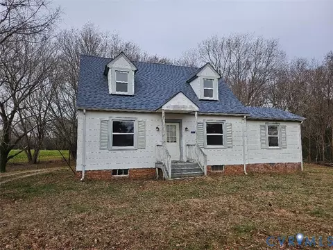 2903 Hampton Hall Rd, Callao, VA 22435 photo 1