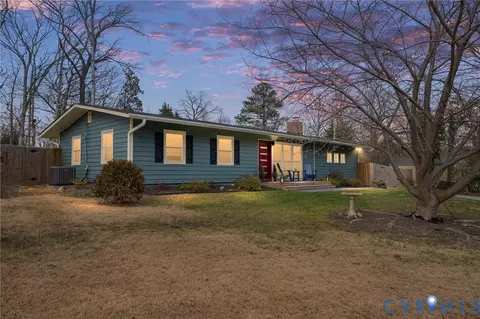 8250 Robert Bruce Dr, North Chesterfield, VA 23235