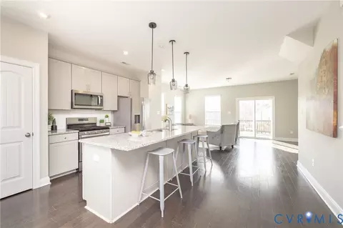 Kitchen - 6418 Cassia Loop, Moseley, VA 23120 photo 6 of 6