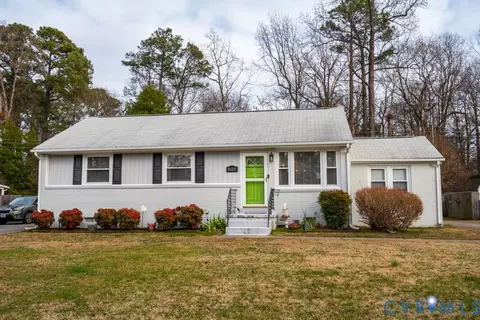 9605 Nandina Dr, Henrico, VA 23228