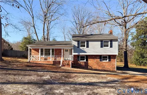 8071 Elliott Dr, Mechanicsville, VA 23111