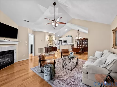 Living - 1338 Tannery Cir, Midlothian, VA 23113 photo 1 of 5