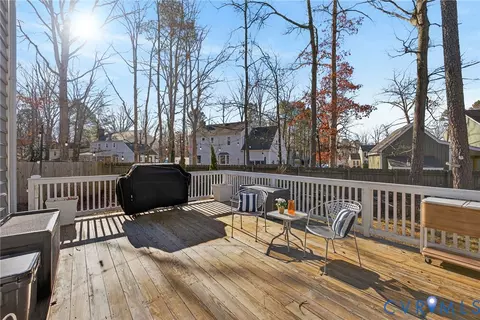 Exterior - 13007 Ashtree Rd, Midlothian, VA 23114 photo 3 of 5