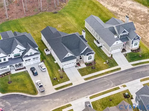 View/Area - 18319 Eagle Bend Dr, Moseley, VA 23120 photo 1 of 2
