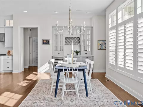 Dining - 18319 Eagle Bend Dr, Moseley, VA 23120 photo 2 of 4