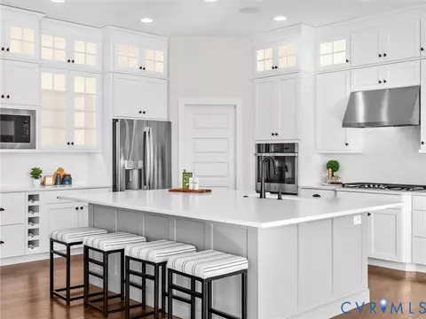 Kitchen - 18319 Eagle Bend Dr, Moseley, VA 23120 photo 2 of 6