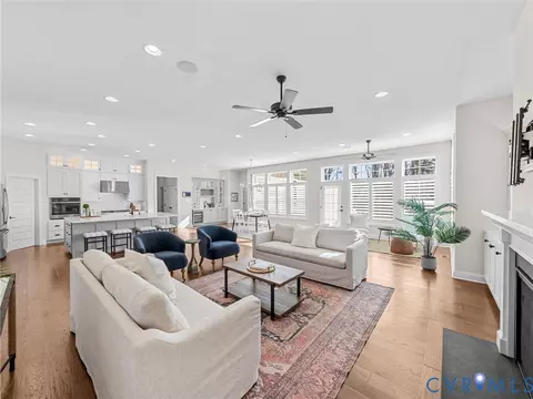 Living - 18319 Eagle Bend Dr, Moseley, VA 23120 photo 5 of 5